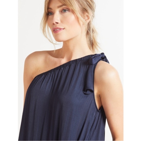 Evereve Hadley Maxi Dress One-Shoulder Tie, Navy Blue size Large ( A-5 ) - Picture 3 of 9